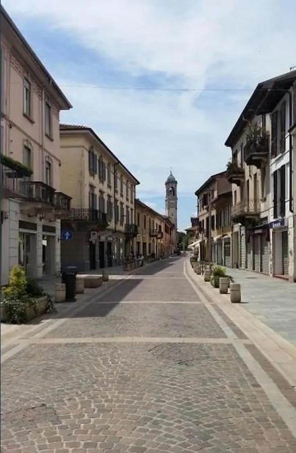 Bnbfuorimilano Rho Bed & Breakfast